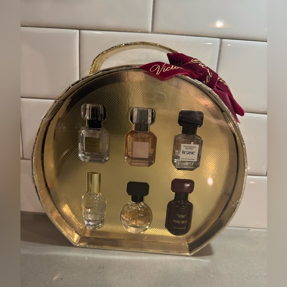 Victoria Secret holiday gift set